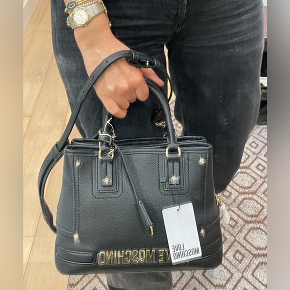 Brand New LOVE MOSCHINO
Studded faux pebbled-leather tote - Picture 7 of 8